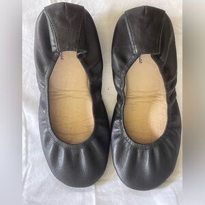 Black The Storehouse Flats Size 9 Like New!